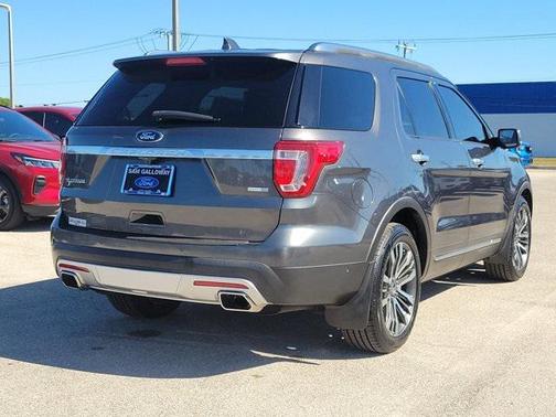 2017 Ford Explorer Platinum