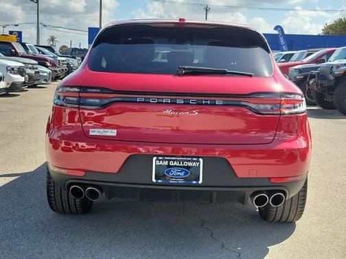 2020 Porsche Macan S