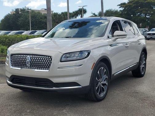 2022 Lincoln Nautilus Reserve