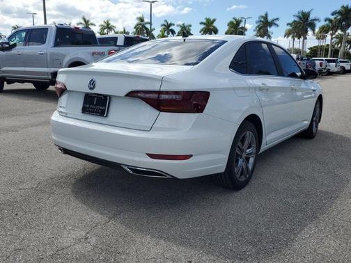 2019 Volkswagen Jetta 1.4T R-Line