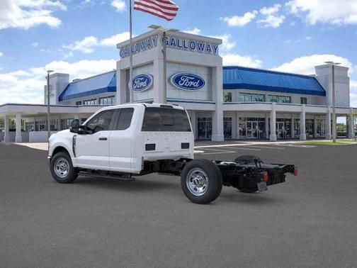 2025 Ford F-350 XL