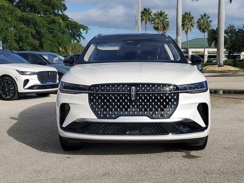 2024 Lincoln Nautilus Reserve