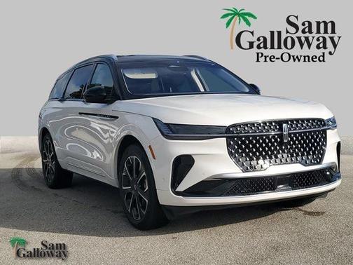 2024 Lincoln Nautilus Reserve