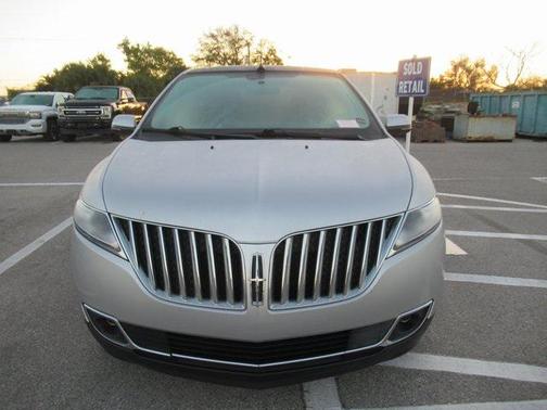 2014 Lincoln MKX Base