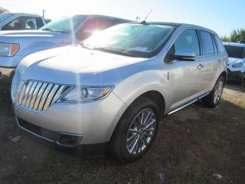 2014 Lincoln MKX Base