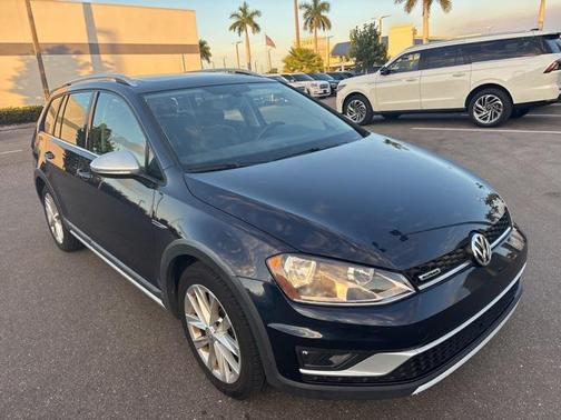 2017 Volkswagen Golf Alltrack TSI SE