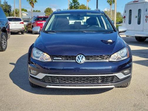 2017 Volkswagen Golf Alltrack TSI SE