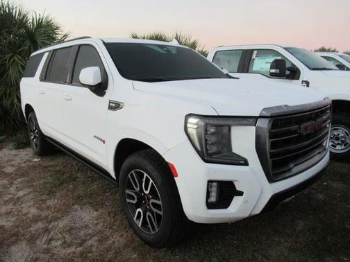 2021 GMC Yukon XL AT4