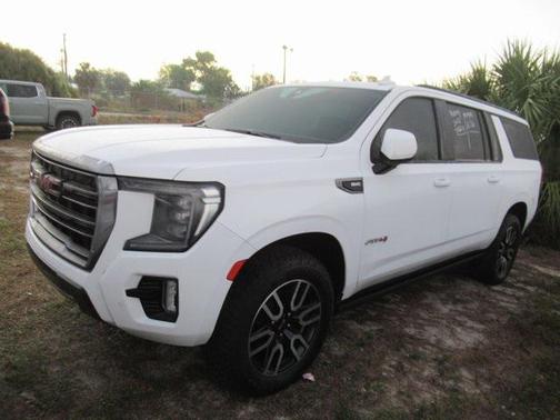 2021 GMC Yukon XL AT4