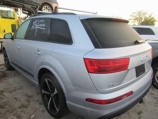 2019 Audi Q7 55 Prestige