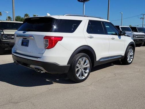 2022 Ford Explorer Platinum