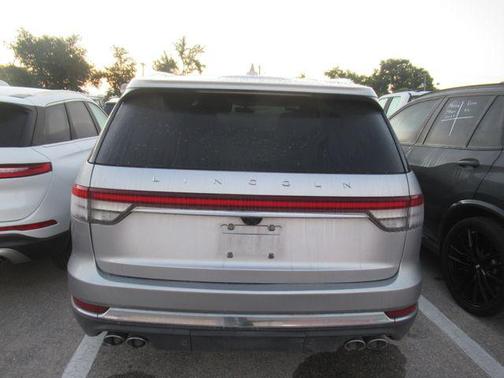 Radiance Metallic 2020 Lincoln Aviator Reserve AWD