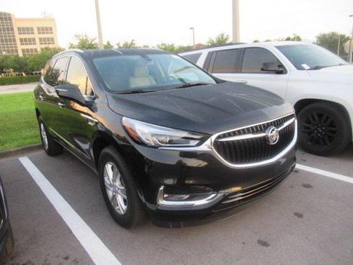 2021 Buick Enclave Essence
