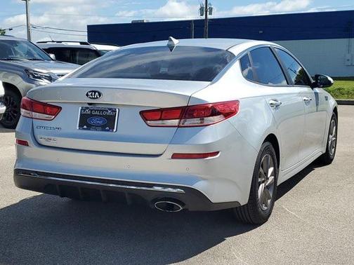 2020 Kia Optima LX