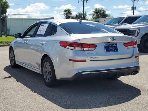 2020 Kia Optima LX