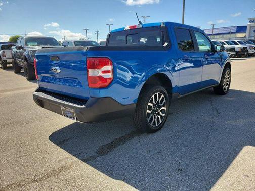 Blue Metallic 2022 Ford Maverick Lariat