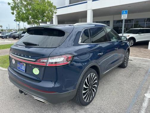 2019 Lincoln Nautilus Black Label