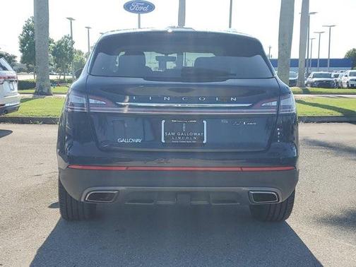 2019 Lincoln Nautilus Black Label