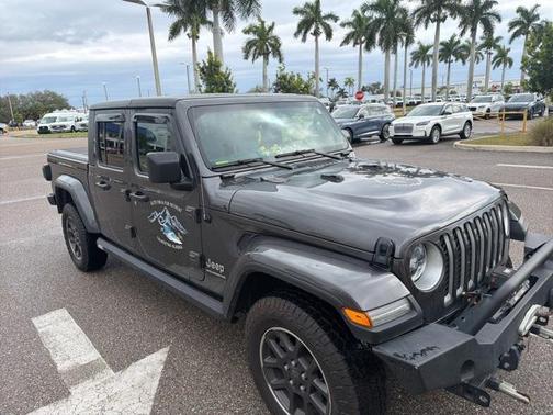 2023 Jeep Gladiator Overland