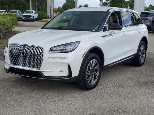 2023 Lincoln Corsair Standard