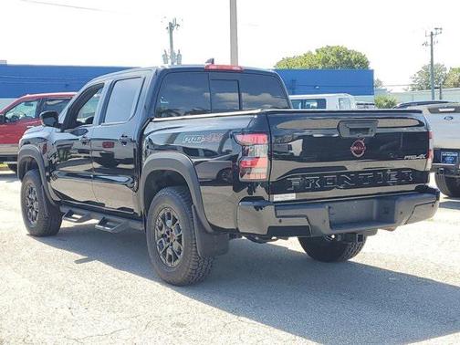 2022 Nissan Frontier PRO-4X