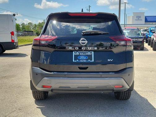 Super Black 2023 Nissan Rogue SV