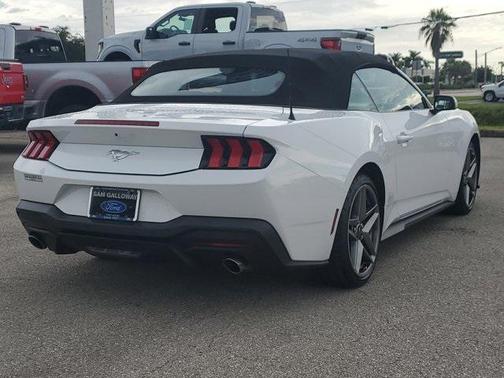 2024 Ford Mustang EcoBoost
