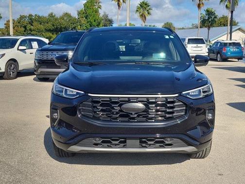 2023 Ford Escape ST-Line Elite