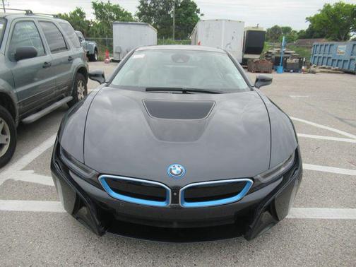 Gray Metallic 2015 BMW i8 Base