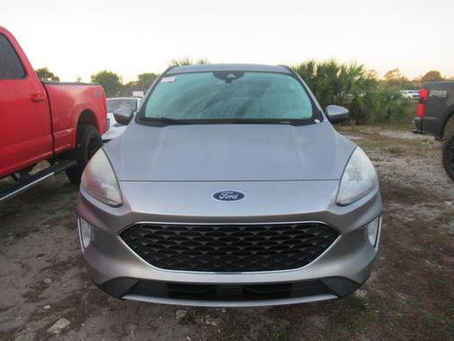 Iconic Silver Metallic 2022 Ford Escape SEL