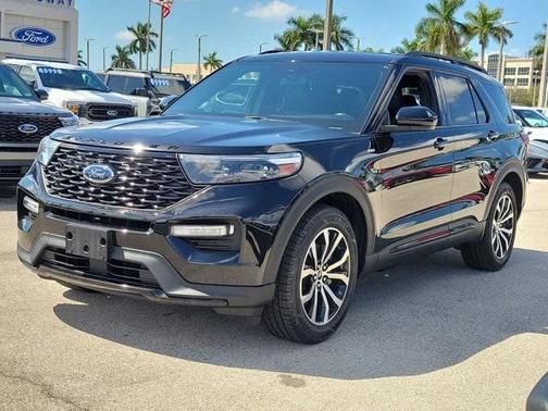 2022 Ford Explorer ST-Line