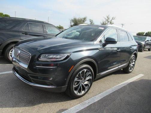 2022 Lincoln Nautilus Reserve