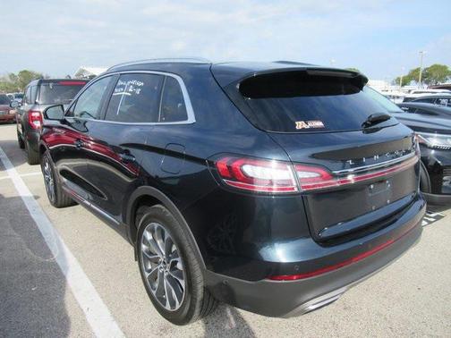 2022 Lincoln Nautilus Reserve