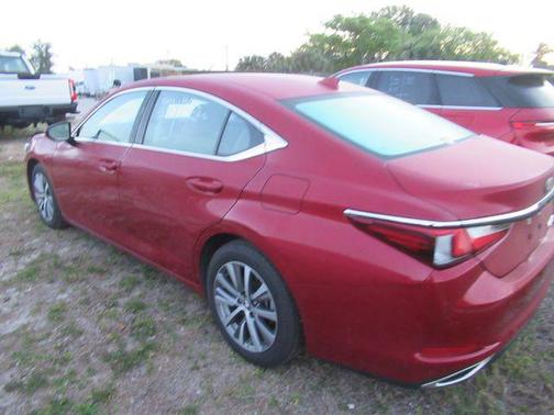 Matador Red Mica 2021 Lexus ES 350 Base