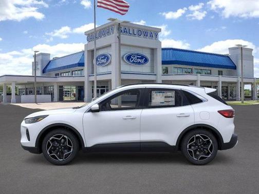 2026 Ford Escape Platinum