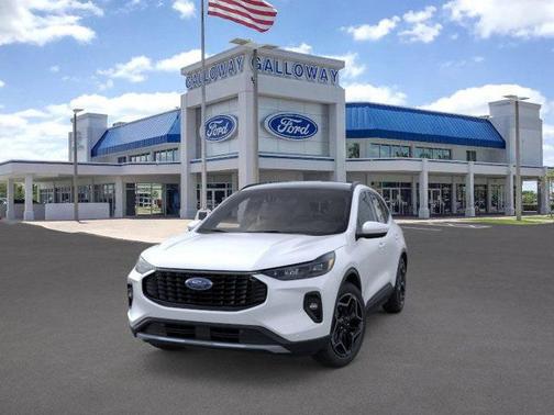 2026 Ford Escape Platinum