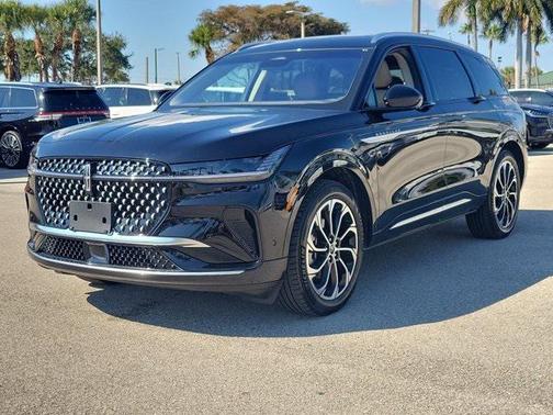 2024 Lincoln Nautilus Reserve