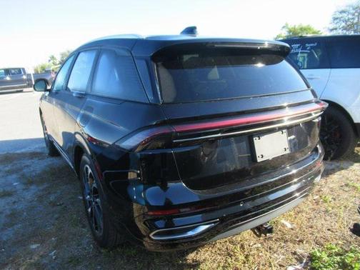 2024 Lincoln Nautilus Reserve