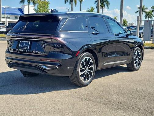 2024 Lincoln Nautilus Reserve