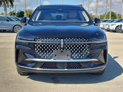 2024 Lincoln Nautilus Reserve