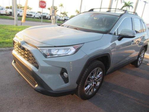 2019 Toyota RAV4 XLE Premium