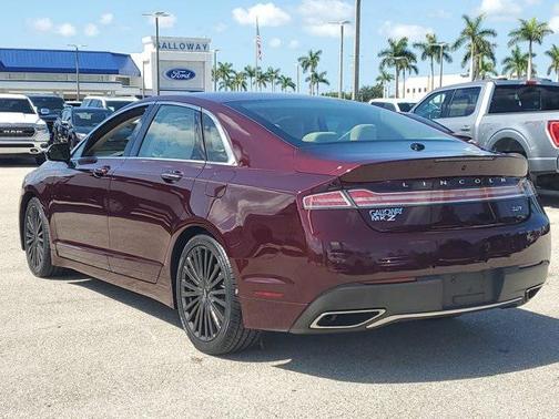 2017 Lincoln MKZ Base