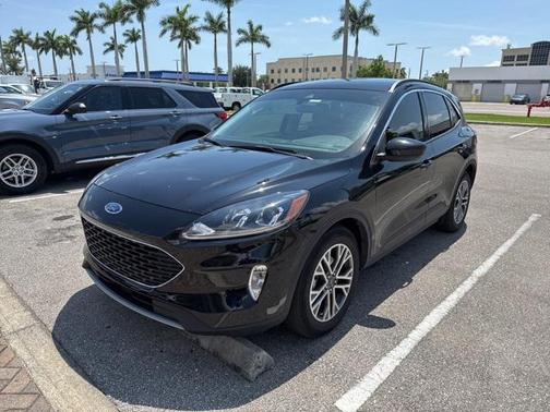 2021 Ford Escape SEL