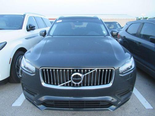Gray Metallic 2021 Volvo XC90 T5 Momentum