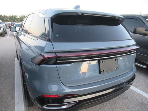 Blue Metallic 2025 Lincoln Nautilus Premiere