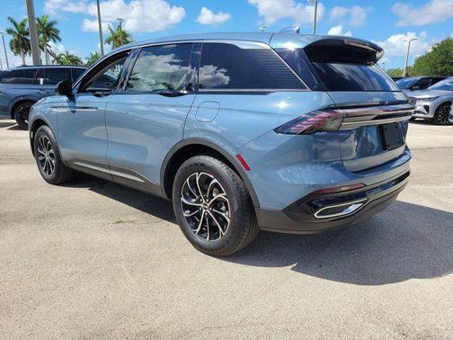Blue Metallic 2025 Lincoln Nautilus Premiere