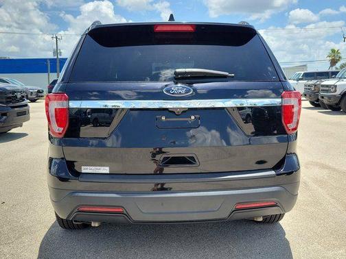 SHADOW BLACK 2018 Ford Explorer Base
