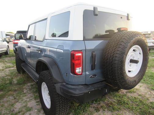 Azure Gray Metallic 2025 Ford Bronco Heritage Edition