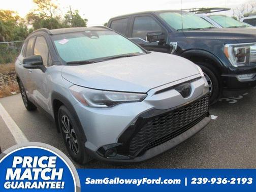 2024 Toyota Corolla Hybrid SE