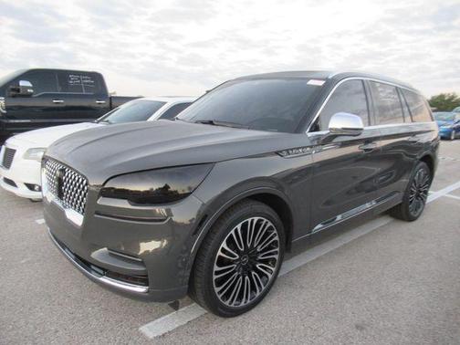 Chroma Caviar Dark Gray Metallic Clearcoat 2022 Lincoln Aviator Black Label AWD